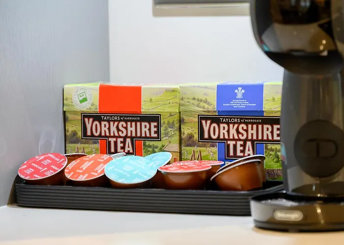 Tatil Evi Character Filled Courtyard Escape