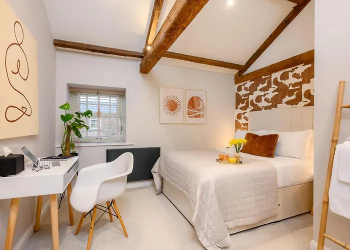 Villa Character Filled Courtyard Escape Harrogate