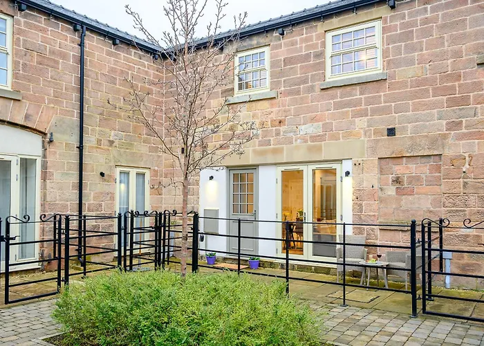 Character Filled Courtyard Escape Villa *